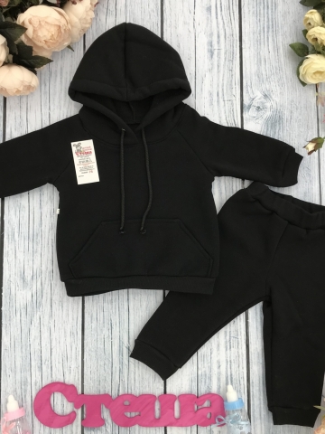 Купить оптом 296-Ч. Свитшот с капюшоном + Штаны, хлопок 65%, 35% ПЭ, 3-х нитка (начес) черный 98,104,110,116 в Ставрополе