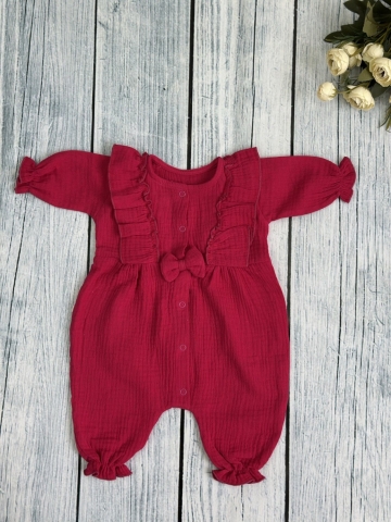 Купить оптом 337-Ф. Комбинезон с бантом для девочки из муслина, хлопок 100%, размеры 56,62,68, фуксия в Ставрополе